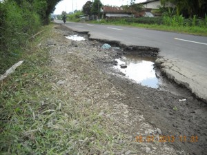 jalan rusak