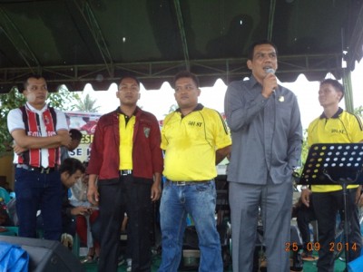 Ketua DPRD Binjai, Zainuddin Purba didampingi Samsul Tarigan memberi kata sambutan. SUMUT BERITA | PAIYAN