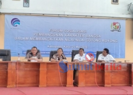 Dirjen Informasi dan Komunikasi Publik Kementerian Kominfo dan Pemkab Karo saat menggelar sosialisasi di aula Kantor Bupati Karo, Rabu (25/05/2016). SUMBER/as meliala